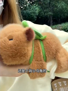 Capybara Bông Mini Đeo Ba Lô Rùa Siêu Cute – Thú Bông Trang Trí Quà Tặng