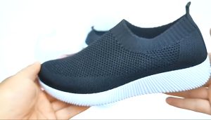 2026New Fashion Women Korean White Shoes Lightweight Slip on Sneakers Comfort Rubber Shoes for Lady Black Work Shoes