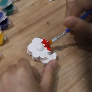 Fun Graffiti Toys Childrens DIY Gypsum Doll Set Small Childrens Toys