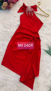 MYDU SHOP :ĐẦM CỔ XÉO THUN UMI THẮT NƠ LỚN TRÊN VAI ĐÍNH CƯỜM MÃ SỐ: 2409