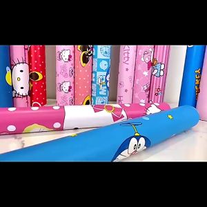 TERBARU Wallpaper Sticker Dinding Ruang Tamu & Kamar Motif Hello Kitty Angel Ukuran Panjang 8Meter x Lebar 45CM