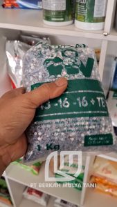Subur Makmur Pupuk NPK Super Fase Vegetatif + Makro Sekunder 1 Kg