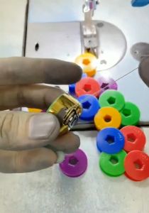 con suốt nhựa ngôi sao sử dụng cho máy may công nghiệp