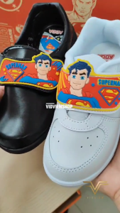 VIDVIEW !!ลดสนั่น!! รองเท้านักเรียน มีไฟ Adda 41A25 / 41N25 เด็กชาย แปะเทป ลาย Superman เบอร์ 25-35 รองเท้าพละ