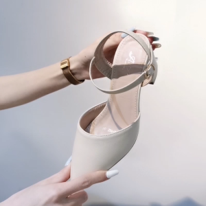 [JY] Korean  fashion 2 inch  pointed toe leather chunky heel sandals for women.