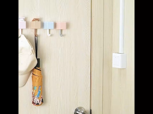 ที่แขวนของเอนกประสงค์ ติดผนังรูปสัตว์ พร้อมสติ๊กเกอร์ติดผนัง ชุดหมอน 3 ชุด