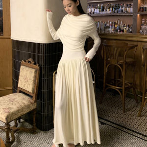 Elegant French Style Knitted Long Sleeve Dress Spring Autumn Low Waist Pleated Slimming Long Dress A-Line Skirt round Neck
