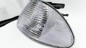 For BMW 3 Series E46 Sedan 1999 2000 2001 Turn Signal Lamp Car Corner Light Accessories Flashing Fog Housing Front Headlight