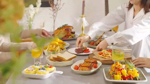 หม้อทอดไร้น้ํามัน รุ่นใหม่ Air Fryer 6 ลิตร หม้ออบลมร้อน 800W ความเร็วสูง ควบคุมลูกบิดคู่ ใช้งานง่าย ทอดไก่ได้ทั้งตัว หม