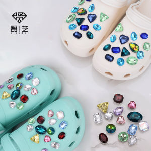 28Pcs/Set Crocs Charms Shoes Accessories DIY Crystal Diamond Shoes Flower Buckle Clogs Decoration for Crocs