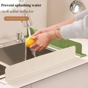 1/2pcs Silicone Sink Baffle Splash Guard with Suction Cup Pool To Protect Clothes From Splashing Water Baffle Kitchen Supplies
