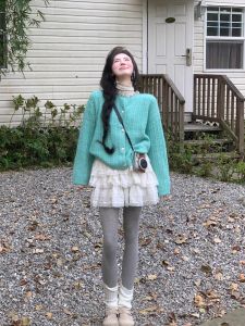 French Romantic White Lace Short Skirt Womens A-Line Ballet Style Mini Cake Skirt Slimming High Waist Short Length Solid Color