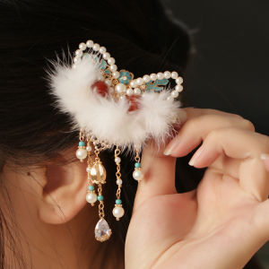1Pc New Chinese Lion Tassel New Year Hairpin Headdress 2024 Vintage Pearls Cute Plush Hair Clip for Women Girls Hair Accessories