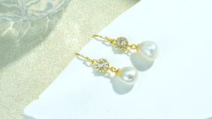 Anting Mutiara Pearl Clip Earring Brass Zirkon Aksesoris Perhiasan Wanita Modis