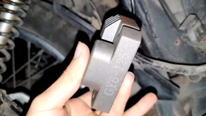 Sạc Độ Shilan Cắm Thẳng Có Tụ Tự Động Chỉnh Dòng Điện Cho Các Loại Xe