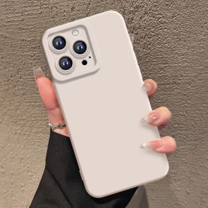 Foxy Ladies Silicone Phone Case with Wrist Strap Full Lens Protection Anti Drop for Oppo Find X8 Ultra High End Mobile Phone Cover