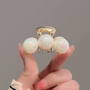 Korean Style Mermaid Pearl Hair Clip Medium Size Hair Gripper for Thin Hair Back of Head High End Hair Accessories