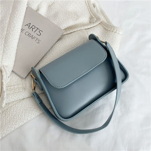 กระเป๋าใบเล็กคุณภาพดีกระเป๋าผู้หญิงเรียบง่ายฮิตในฤดูร้อนแบบใหม่2021กระเป๋าสะพายไหล่ย้อนยุคกระเป๋าทรงเหลี่ยมใบเล็กสะพายข้าง INS แมทช์ง่าย