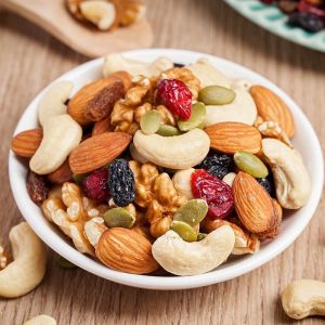 Daily Nuts 8 Kinds Mixed Dried Fruits And Nuts Original Flavor Pregnant Women Leisure Snacks Office Healthy Canned Satisfying