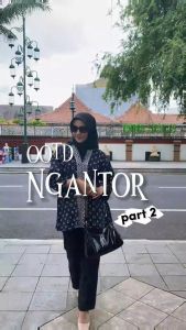 BLOUSE Jumputan Motif Tradisional Model Baju Kartini Wanita Ld 96 M L XL Warna Dasar Hitam Mewah