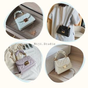 ดูดี ~ L2-036 กระเป๋าสะพายข้าง-กระเป๋าถือ กระเป๋าแฟชั่นเกาหลี ทรงหมอน มีสายโซ่ หนังดีสมกับราคา