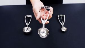 Ice Cream Scoop Quality Stainless Steel Cookie Scoop Trigger Kitchen Tool，Cookie Spoon Meat Ball Maker Cream Spoon Fruit Ball Developer Kitchen Utensils