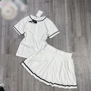 Set thiết kế sang chảnh chân váy xếp ly kèm áo thun body cổ tròn  gợi cảm đầy nữ tính váy ôm hack dáng mang phong cách hàn rất sang chảnh