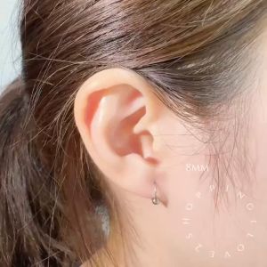 🇲🇾1pcs(C8) Stainless steel South Korea new earrings studs hook clip chandelier hoop drop men women钛钢  耳骨钉 舌钉 眉钉 酒窝钉 乳环
