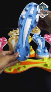 Sol Sepatu Bola Telapak Pull Bawah dan Desain Sepatu Model Tiempo