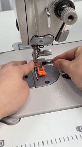 ตีนผี 3 in 1 สำหรับจักรอุตสาหกรรมเข็มเดี่ยว T3 ปรับซ้ายขวา กลางได้ เลยใช้งานได้หลายแบบ