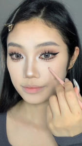 Chì kẻ viền môi mịn lì SHEGLAM So Lippy Sắc tố cao mịn màng 0.25g