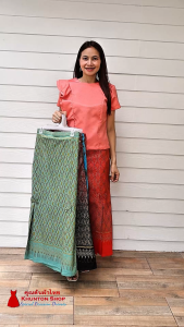 15E-01 กระโปรงหางปลาจีบทวิตคํู กระโปรงผ้าไทย ผ้าฝ้ายลพบุรีพิมพ์ลาย สีไม่ตก ขนาดเอว 28-48 เอวสม็อคหลัง