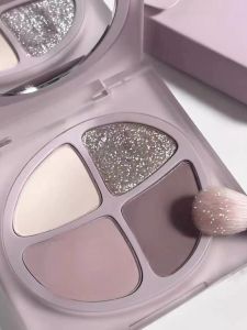 Li Jiaqi Recommended Four Color Eyeshadow Palette Pearl Matte Nude Shimmer Daily Natural Earthy Grey Purple for Any Skin Type