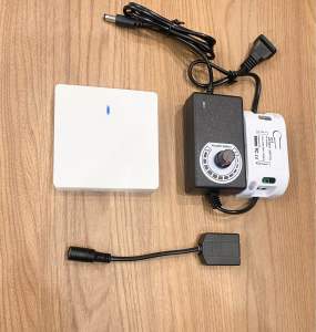 Bàn đạp không cần giây kèm biến điện cho máy xăm