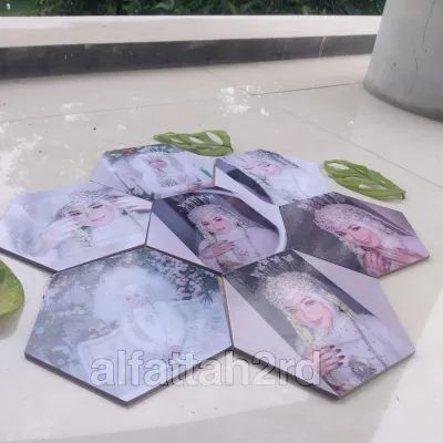 CETAK FOTO HEXAGONAL ISI 7 PCS