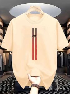 ฤดูร้อนปารีสผู้ชายใหม่ลายพิมพ์สบายและระบายอากาศได้ดีเสื้อยืดคอกลมกลางแจ้งเมืองลำลอง