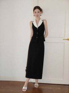 XXNING | Bộ Áo Vest & Chân Váy Cổ Pháp Đối Chiếu