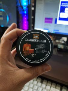 Semir / Balsam Perawatan material kulit