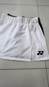 chân váy chơi thể thao yonex chất poly mềm mại thêu logo đen trắng thấm hút mồ hôi tốt co giãn 4 chiều