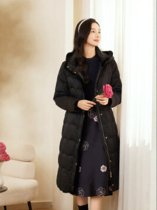 Koradior | Elegant Waist-Hugging Long Hooded Quilted Goose Down Jacket