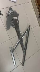 PROTON SAGA ISWARA LMST FRONT POWER WINDOW MOTOR REGULATOR GEAR TINGKAP CERMIN NAIK TURUN BRAKET DEPAN PINTU GEAR DOOR