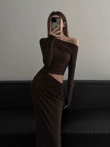 เซ็กซี่ แขนยาวพันรอบตัวยาว เดรส ผู้หญิง ต้น ฤดูใบไม้ร่วง สูง เอว กระโปรงทรงเอ สไตล์เกาหลี แฟชั่น เรียบหรู เดรส