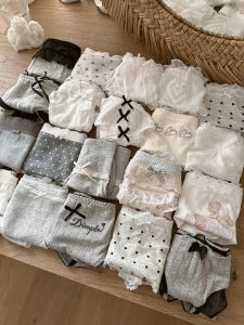 Low Saturation Black White Grey Ballet Style Pure Desire Girl Underwear Breathable Cotton mid Waist Triangle Panties