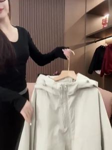 Thermal Insulation Black Ladies Winter Jacket