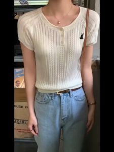 GAKKI เสื้อสเวตเตอร์ปักลาย เสื้อยืดคอกลมแขนสั้นผ้าไหมน้ำแข็งผู้หญิง ผ้านิ่มใส่สบาย ฟรีไซส์ พร้อมส่ง รุ่น 9A146#