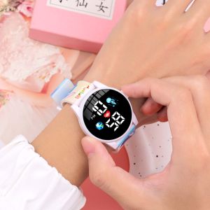 JENL นาฬิกาลายการ์ตูน Sanrio สำหรับนักเรียนนาฬิกาอิเล็กทรอนิกส์ดิจิตอลกระจกรูปมัธยมต้นเด็กผู้ชายและเด็กผู้หญิง