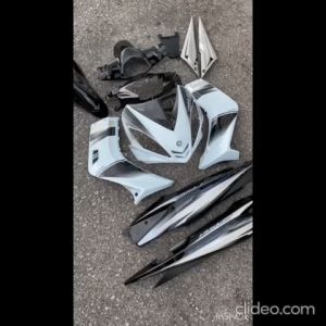 COVERSET BODYSET YAMAHA LC LC135 V1 PUTIH HITAM ORIGINAL HONG LEONG YAMAHA HLY STRIPE SIAP TAMPAL FREE EMBLEM STOPA