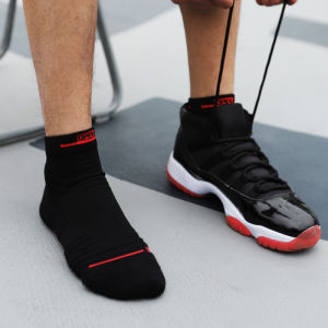 Mens Long Tube Basketball Socks Professional Elite Practical High Tube Running Badminton Socks Towel Bottom Cowfighting Socks