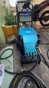 Máy rửa xe áp lực cao STELLATO ST-500 Công suất: 2.200W.Pistong Lõi Sứ Cao Cấp