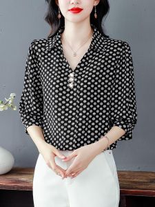 เสื้อเชิ้ตผู้หญิงลายจุดแขนสั้นแฟชั่นฤดูร้อน เสื้อเชิ้ตผ้าชีฟองผู้หญิงที่สวมใส่สบายและสวยงาม เสื้อเชิ้ตผู้หญิงแบบลำลอง